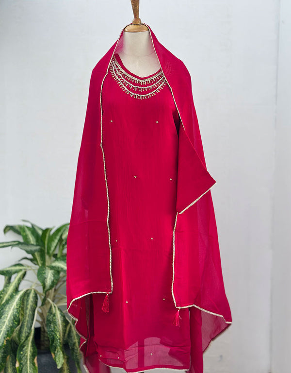 Ready-to-Wear Shimmer Handwork Kurti Set – Radiate Elegance & Glamour✨