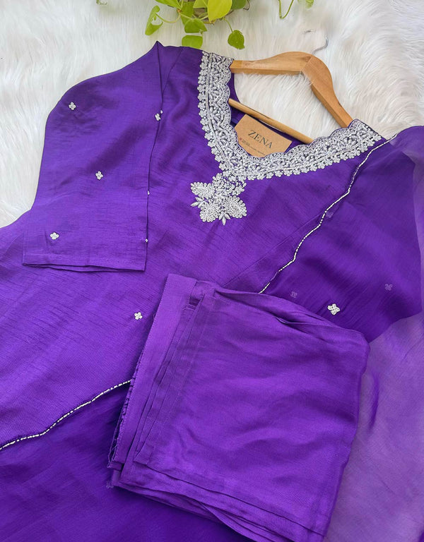 Dola Silk Ready-to-Wear Handwork Kurti Set – Timeless Elegance & Grace ✨