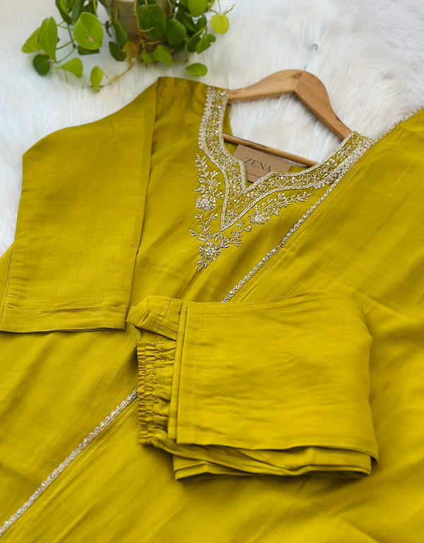 Ready-to-Wear Handwork Kurti Set – Elegant Craftsmanship & Effortless Style ✨