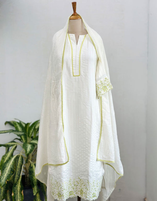 Ready-to-Wear Pure Cotton Kurti Set – Breathable Comfort & Timeless Elegance 🌿