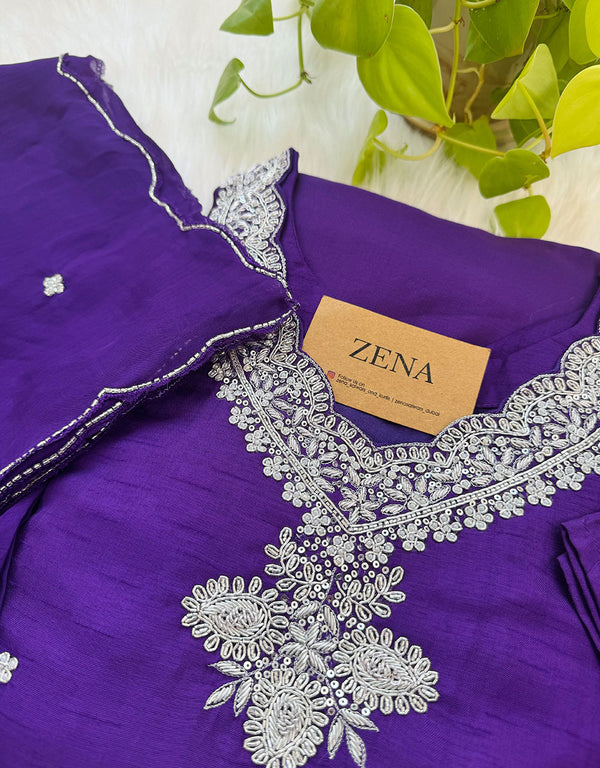 Dola Silk Ready-to-Wear Handwork Kurti Set – Timeless Elegance & Grace ✨