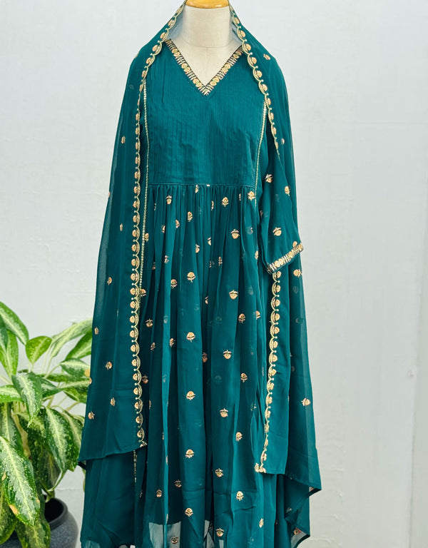 Ready-to-Wear Anarkali Kurti Set - Graceful & Elegant 🌟