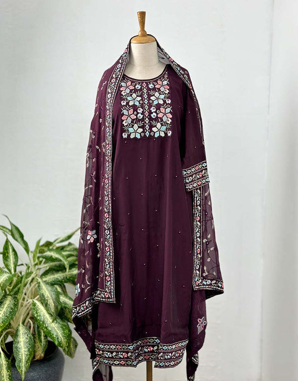 Ready-to-Wear Silk Kurti Set with Organza Dupatta – Timeless Elegance 🌟