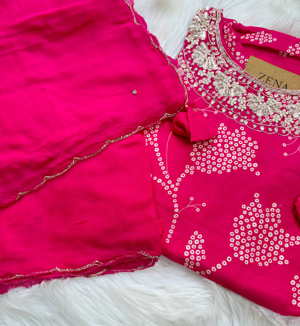 Ready-to-Wear Muslin Kurti Set with Organza Dupatta ๐