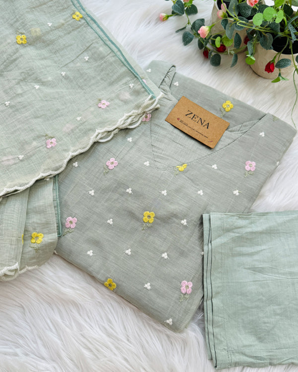 ✨ Pure Mul Chanderi Embroidered Kurti Set ✨