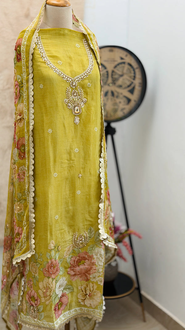 ✨ Crepe Hand-Detailed Unstitched Suit ✨