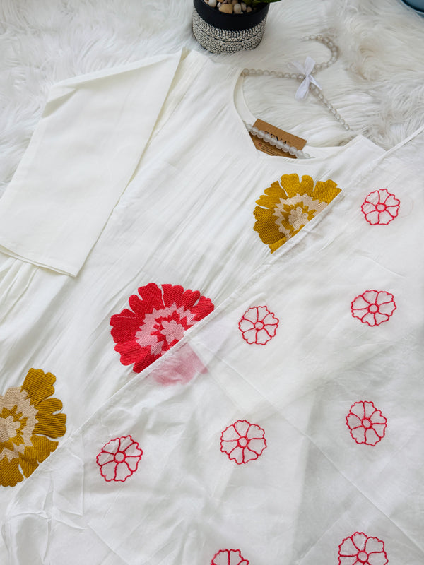 ✨ Pure Cotton Hand-Detailed Kurti Set ✨