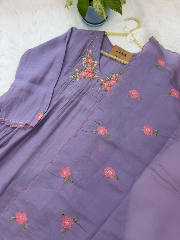 ✨ Mul Chanderi Floral Handwork Anarkali Set