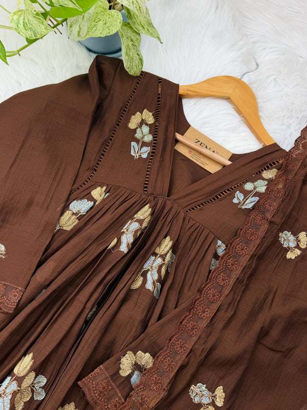 ✨ Pure Mul Chanderi Embroidery Work Anarkali Set