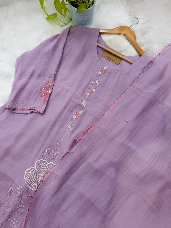✨ Pure Mul Chanderi Embroidery Work Kurti Set
