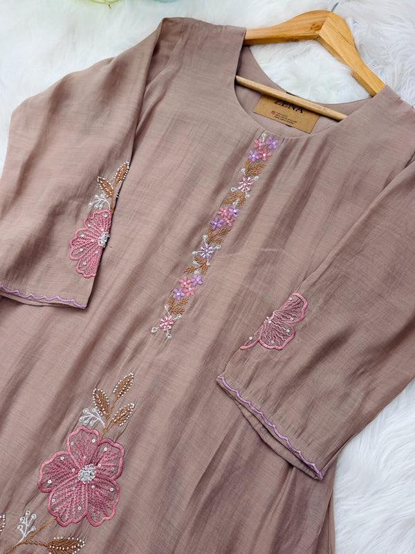 ✨ Pure Mul Chanderi Embroidery Work Kurti Set