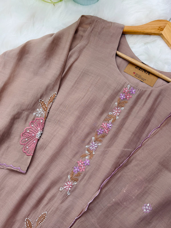 ✨ Pure Mul Chanderi Embroidery Work Kurti Set
