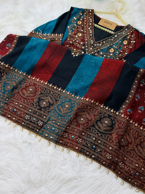 ✨ Embroidered Hand-Detailed Farshi Salwar Set