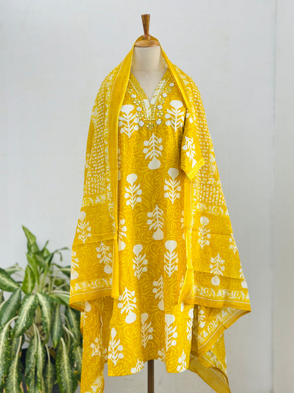 READY TO WEAR PURE COTTON KURTI SET WITH HAND WORK