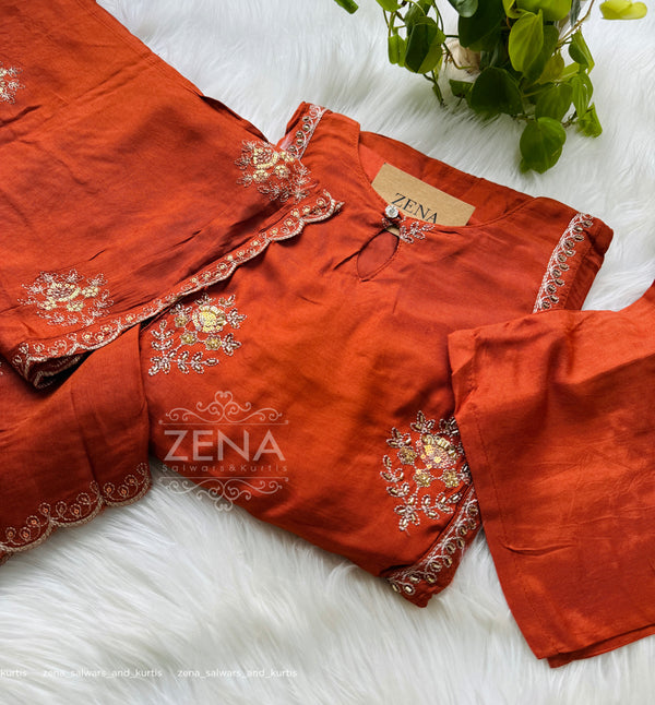 Mul Chanderi Hand Detailed Kurti Set