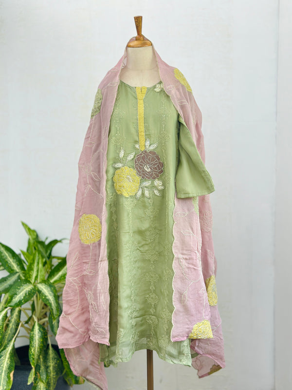 PREMIUM VISCOSE ORGANZA HAND WORK KURTI SET