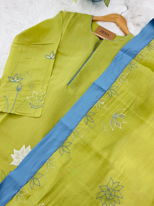 ✨ Mul Chanderi Appliqué Work Kurti Set ✨