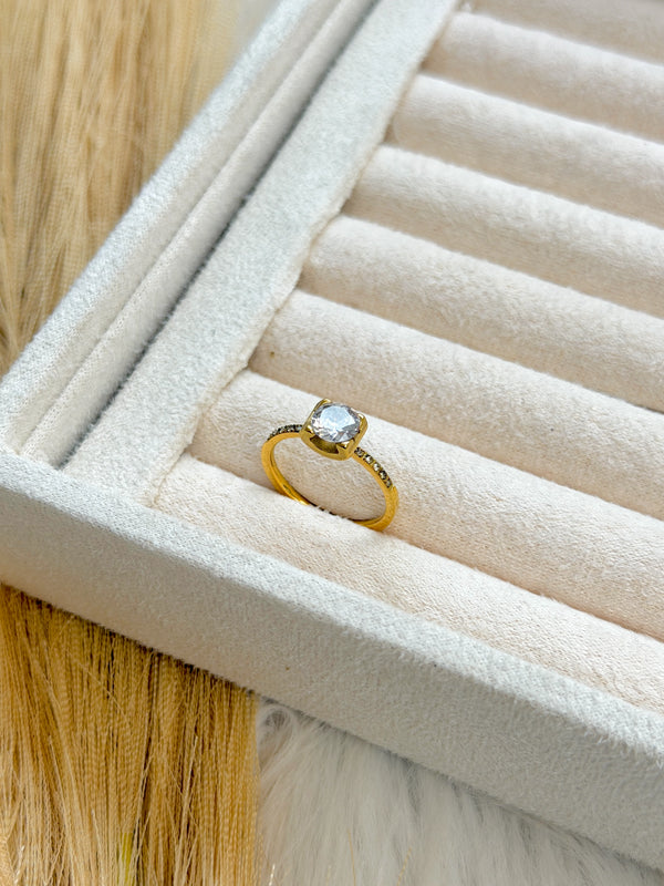 Gold-Plated Anti-Tarnish Ring 💎