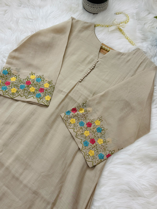 ✨ Mul Chanderi Embroidered A-Line Kurti Set ✨