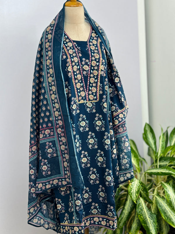 Pure Cotton Hand-Detailed Kurti Set