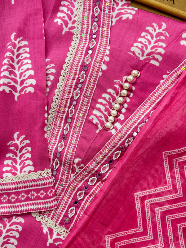 Pure Cotton Hand Detailed Slitted Kurti Set – Comfortable & Stylish 🌿