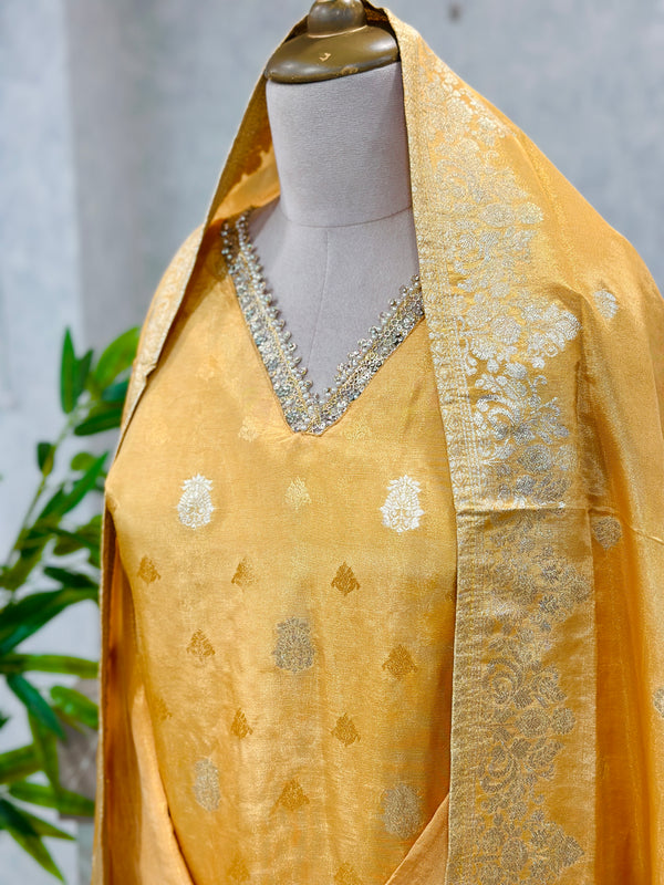 Ready-to-Wear Tissue Silk Kurti Set π