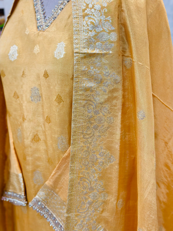 Ready-to-Wear Tissue Silk Kurti Set π