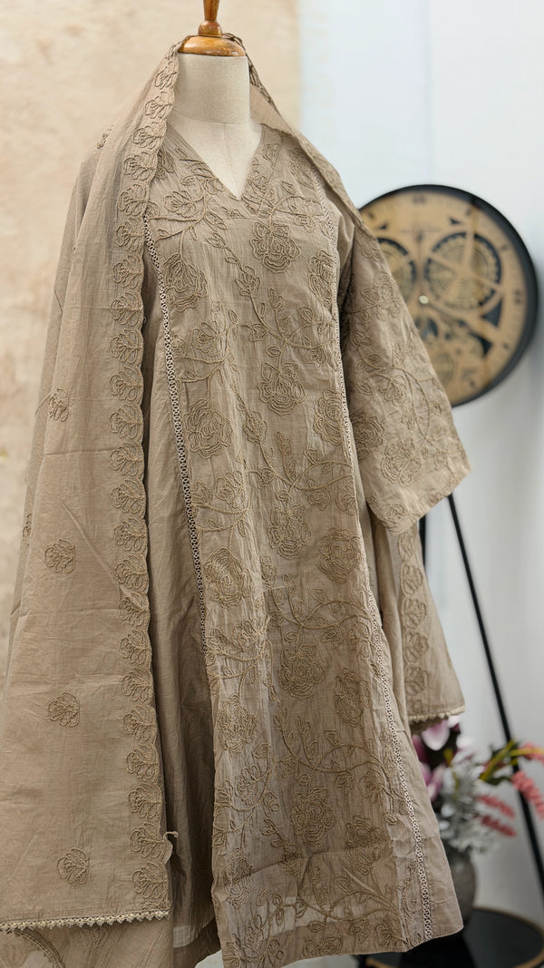 ✨ Pure Mul Chanderi Embroidered A-Line Kurti Set