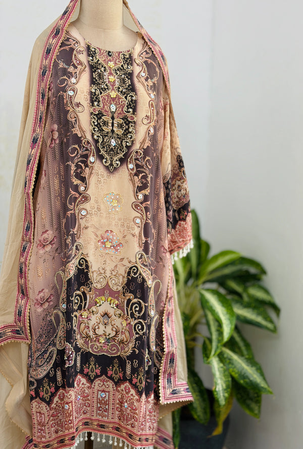 ✨ Pure Crepe Pakistani Hand Detailed Suit ✨