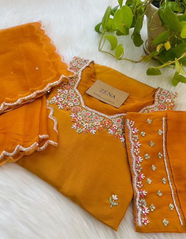 Tissue Silk Ready to Wear Kurti Set with Organza Dupatta – Timeless Grace & Luxury ✨