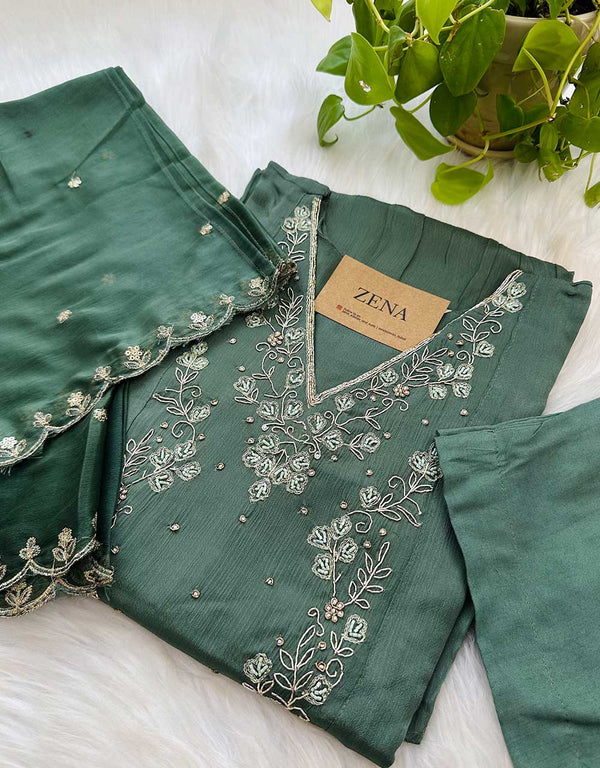 Ready-to-Wear Chinnon Hand Work Kurti Set – Elegant & Timeless ✨