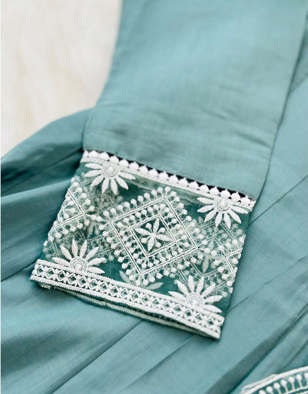 Graceful Charm – READY TO WEAR MUL COTTON KURTI SET WITH ORGANZA DUPATTA ✨