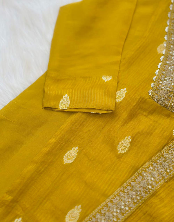 Tissue Silk Ready to Wear Hand Work Kurti Set – Effortless Elegance & Luxury ✨