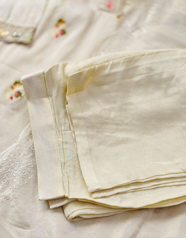 Graceful & Luxurious – READY TO WEAR TISSUE SILK KURTI SET ✨