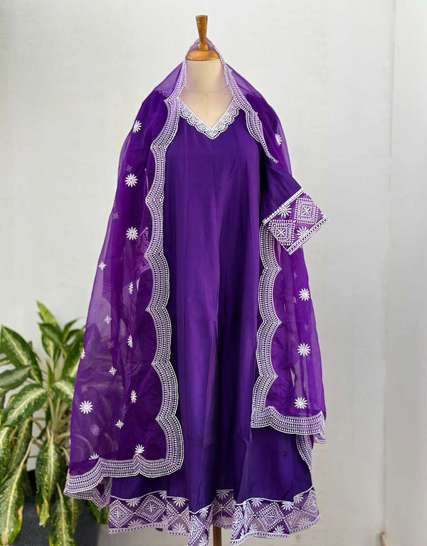 Graceful Charm – READY TO WEAR MUL COTTON KURTI SET WITH ORGANZA DUPATTA ✨