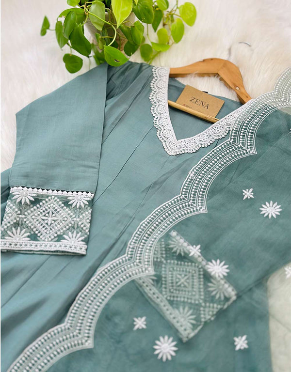 Graceful Charm – READY TO WEAR MUL COTTON KURTI SET WITH ORGANZA DUPATTA ✨