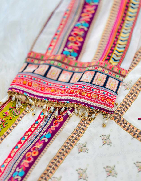 Timeless Elegance – READY TO WEAR PURE CREPE PAKISTANI KURTI SET ✨