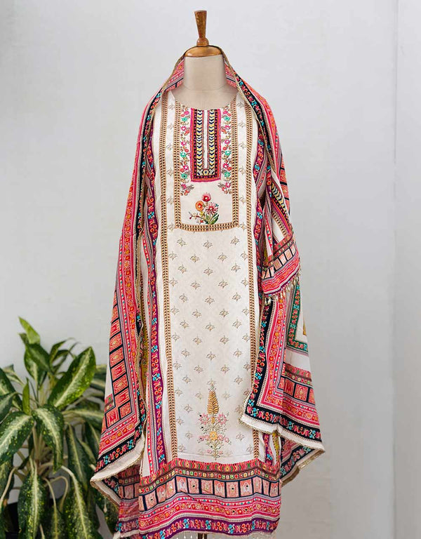 Timeless Elegance – READY TO WEAR PURE CREPE PAKISTANI KURTI SET ✨