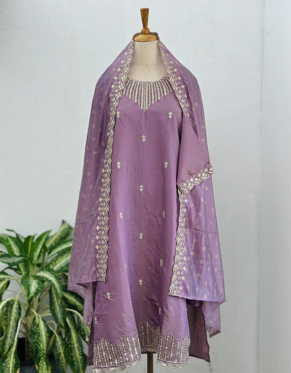 Tissue Silk Ready-to-Wear Handwork Kurti Set – Luxurious Elegance with Exquisite Craftsmanship ✨