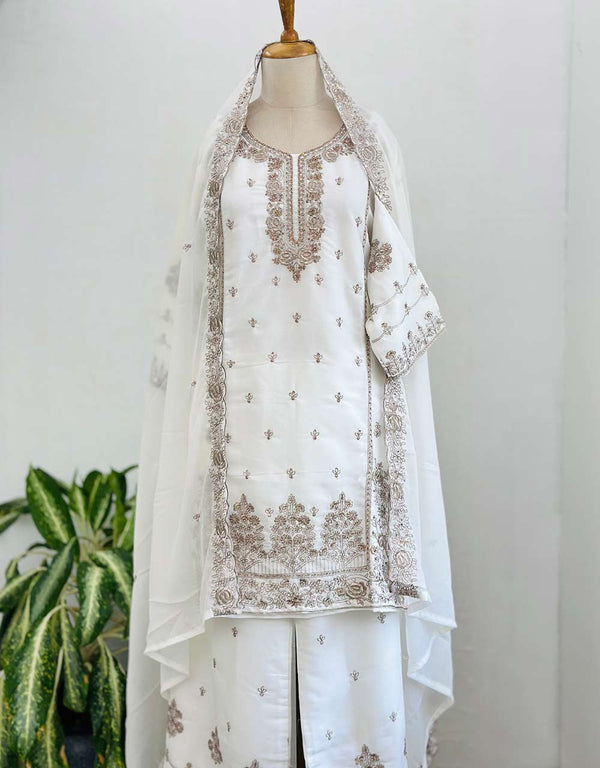 Shimmer Silk Ready-to-Wear Hand Work Kurti Set – Luxe Elegance & Timeless Charm ✨