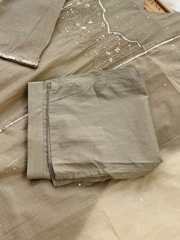 Mul Chanderi Hand-Detailed Anarkali Set