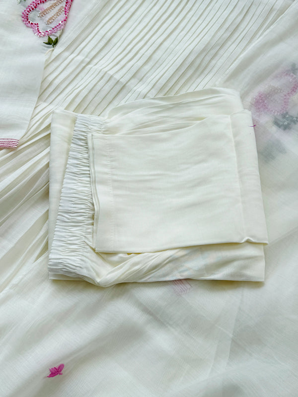 ✨ Premium Mul Chanderi Hand-Detailed Anarkali Set ✨