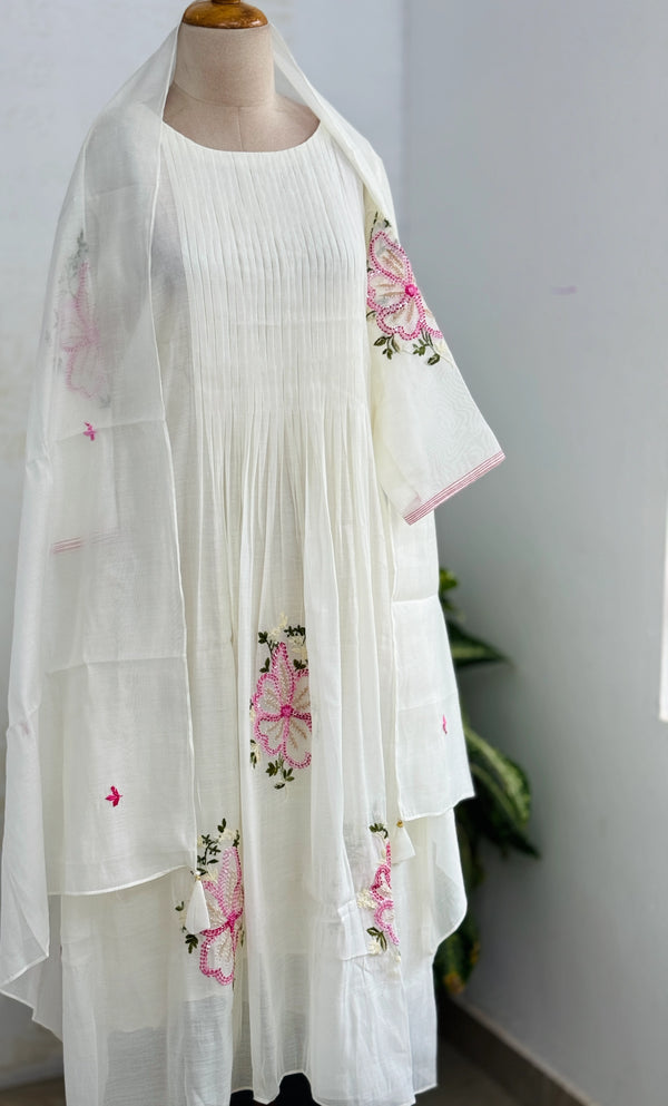 ✨ Premium Mul Chanderi Hand-Detailed Anarkali Set ✨