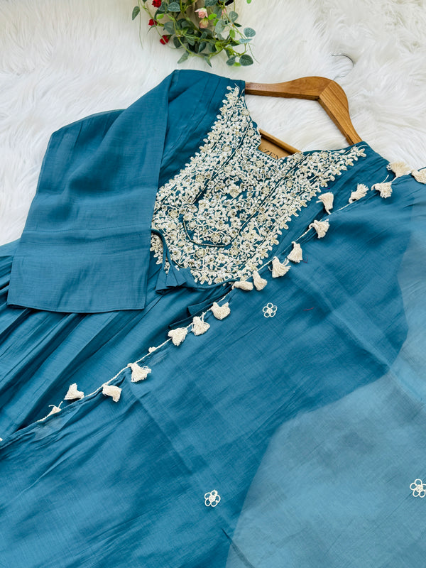 ✨ Mul Chanderi Embroidered Party Wear Kurti Set ✨