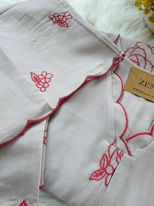 ✨ Mul Chanderi Embroidered Kurti Set ✨