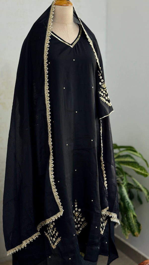 ✨ Mul Chanderi Hand Detailed Anarkali Set ✨