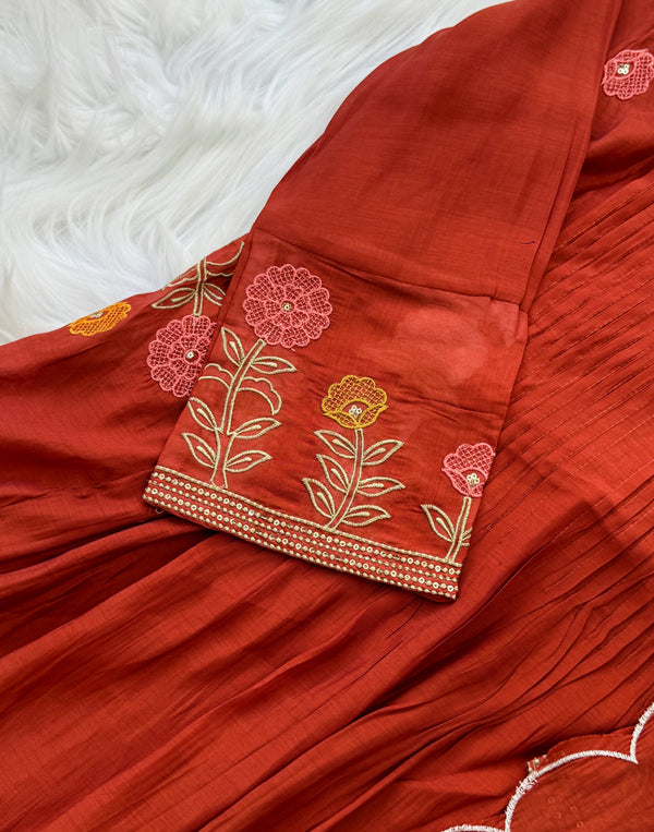 ✨ Mul Chanderi Embroidered Anarkali Set ✨