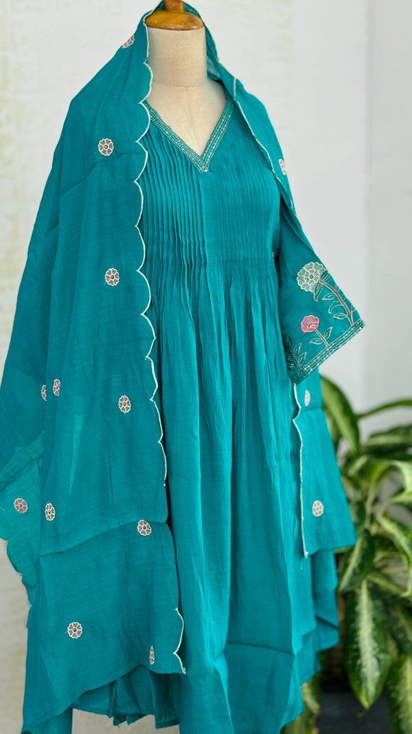 ✨ Mul Chanderi Embroidered Anarkali Set ✨