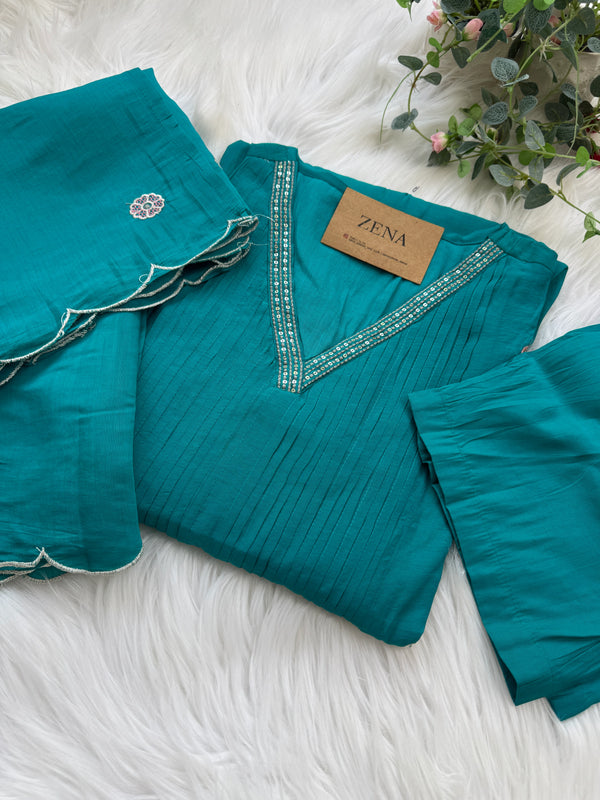 ✨ Mul Chanderi Embroidered Anarkali Set ✨