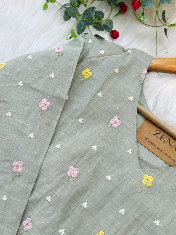 ✨ Pure Mul Chanderi Embroidered Kurti Set ✨